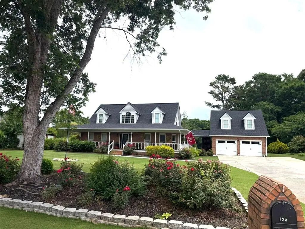 135 Meadow Lakes Boulevard, Cedartown