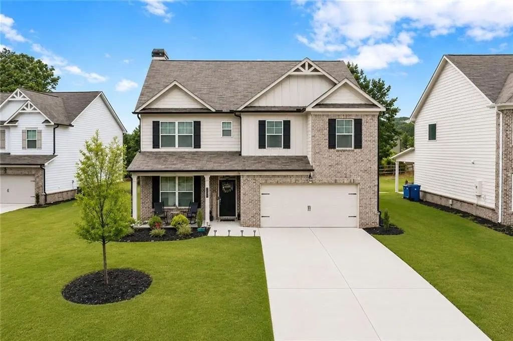 702 Eagles Nest Circle, Auburn