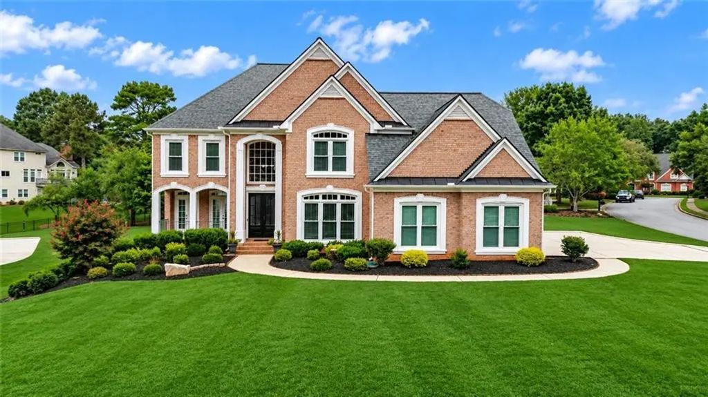 3090 Creek Falls Way, Duluth