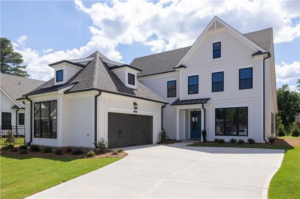 564 Sawnee Village Boulevard, Cumming