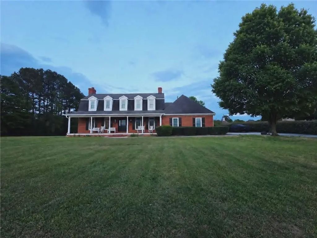 1444 Doe Valley Drive, Lithonia