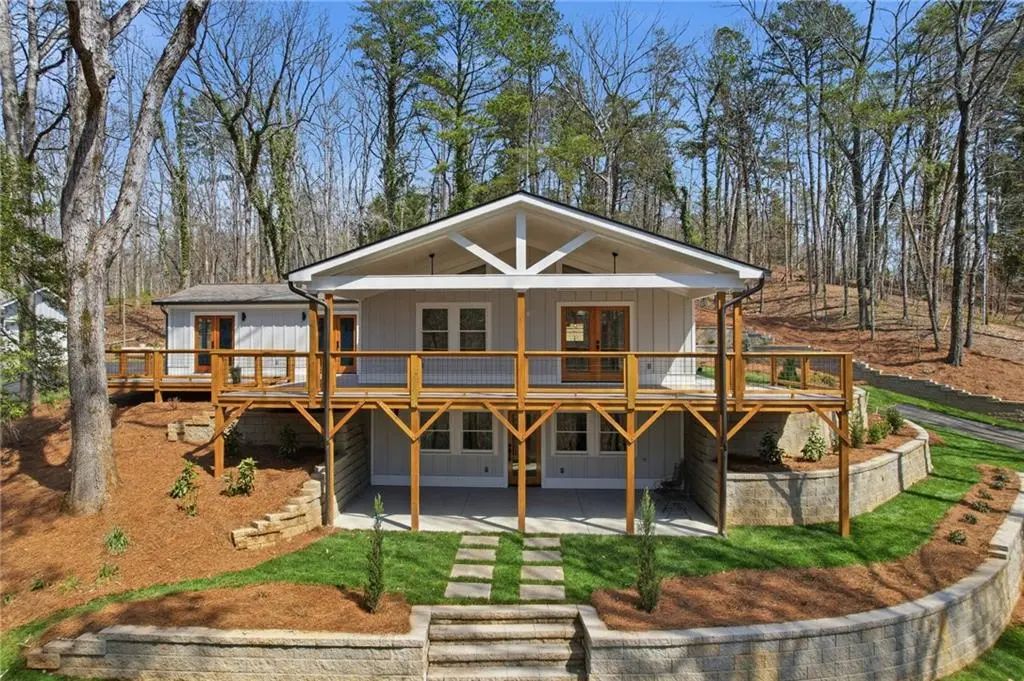 3454 Green Apple Road, Gainesville