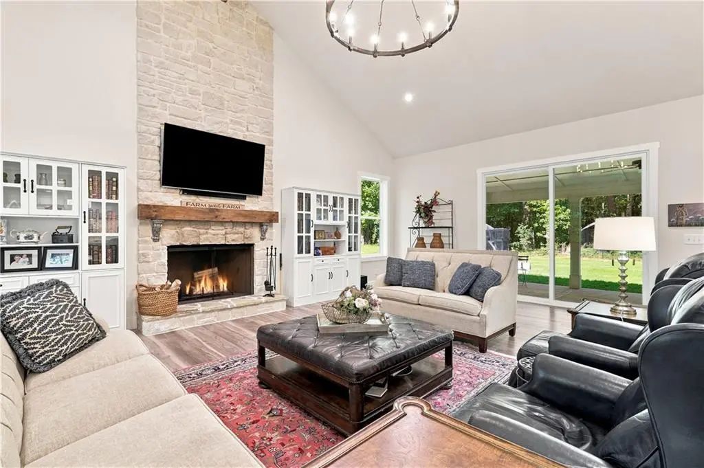 2850 Willow Bend Drive, Cumming