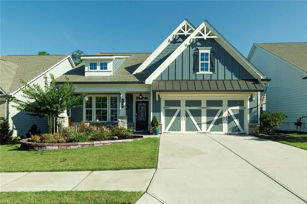 196 Hickory Bluffs Parkway, Canton