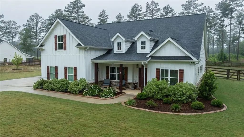 2094 Pleasant Valley Road, Monroe