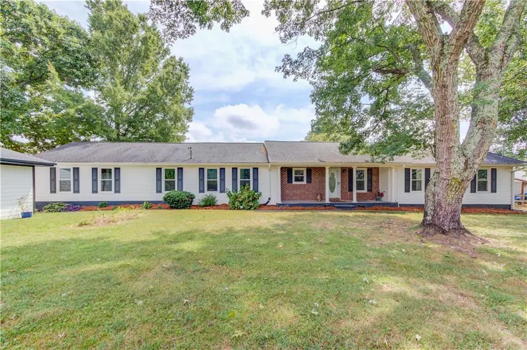 2085 Jones Phillips Road, Dacula