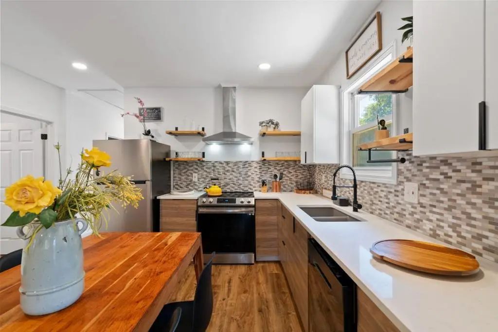 2352 Herring Road, Atlanta