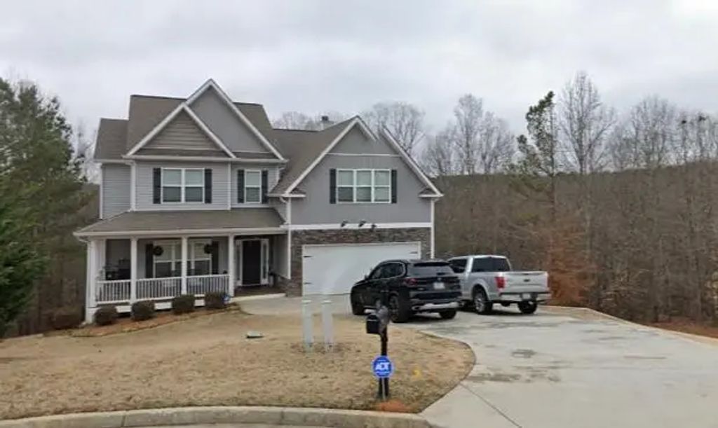 6 Creekside Bluff, Hiram