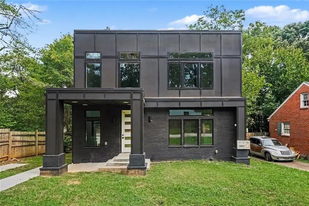 2402 Lynn Iris Drive, Decatur