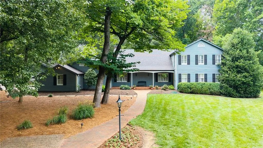 1904 Rena Lane, Dalton
