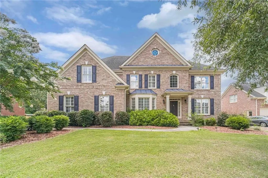 562 Grassmeade Way, Snellville