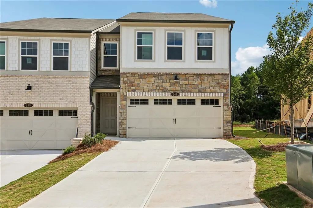 243 Kinship Drive Sw, Mableton