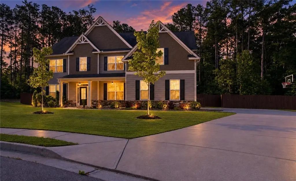289 Greighmoor Court, Loganville