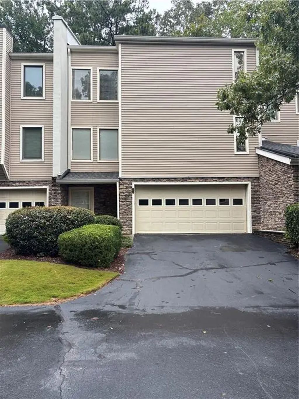 12 Basswood Circle, Sandy Springs