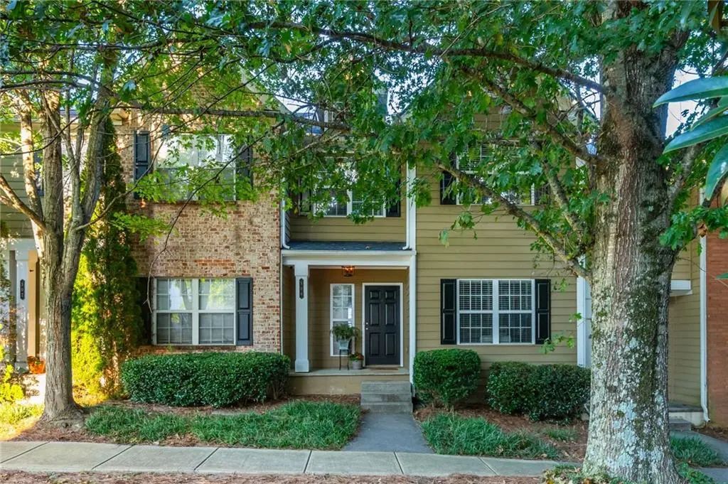 504 Blossom Way, Woodstock