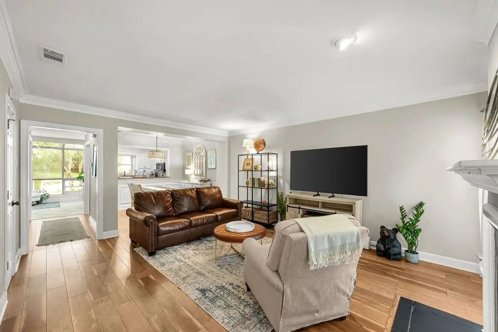 Unit 30 - 7500 Roswell Road, Sandy Springs