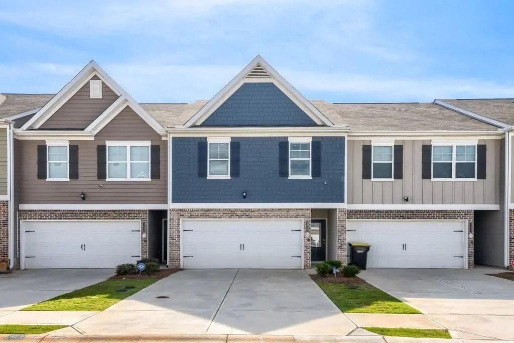 11694 Chatham Drive, Hampton