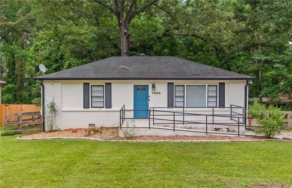 1404 Cobb Branch Drive, Decatur