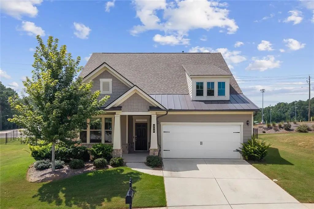 352 Chestnut Chase, Hoschton