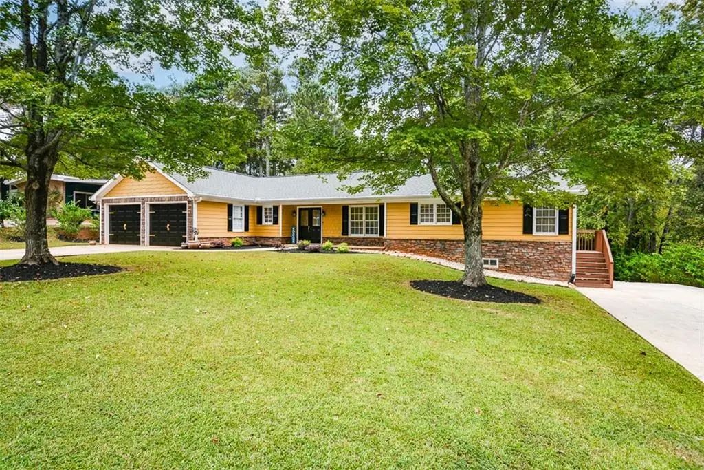 2460 Due West Circle Nw, Kennesaw