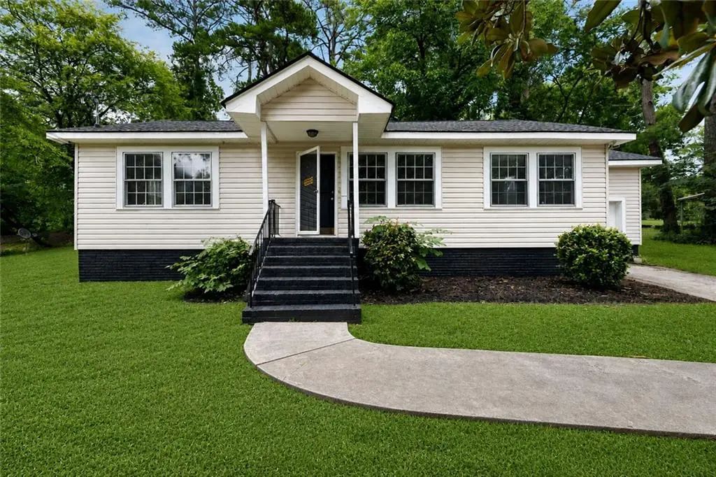 2903 Maple Road Se, Rome