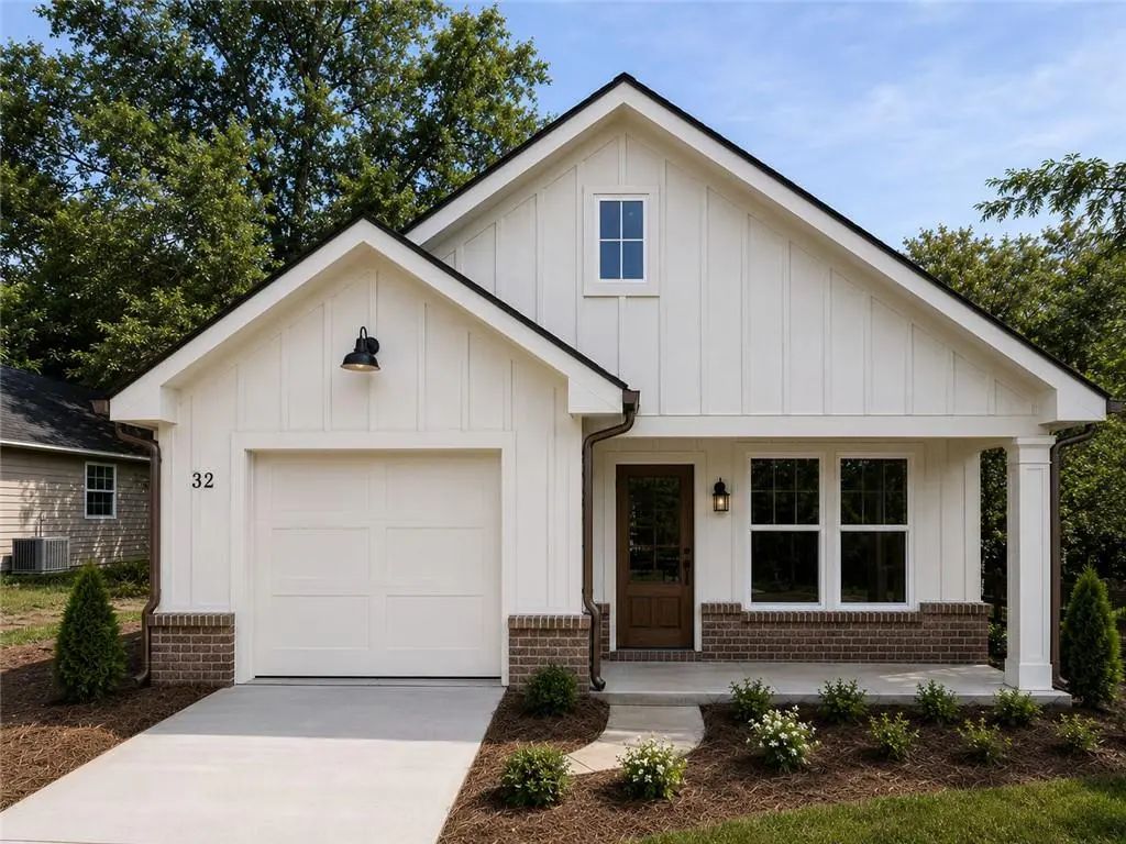 32 Walker Street, Cartersville