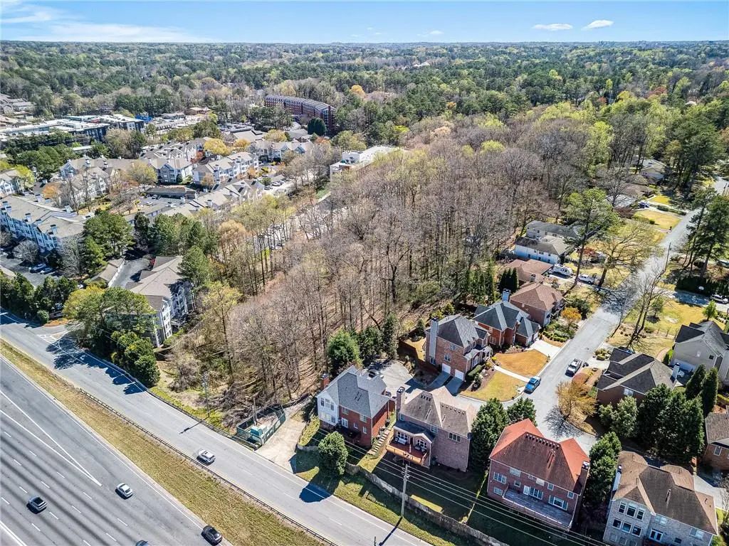 1734 Summit Glen, Atlanta