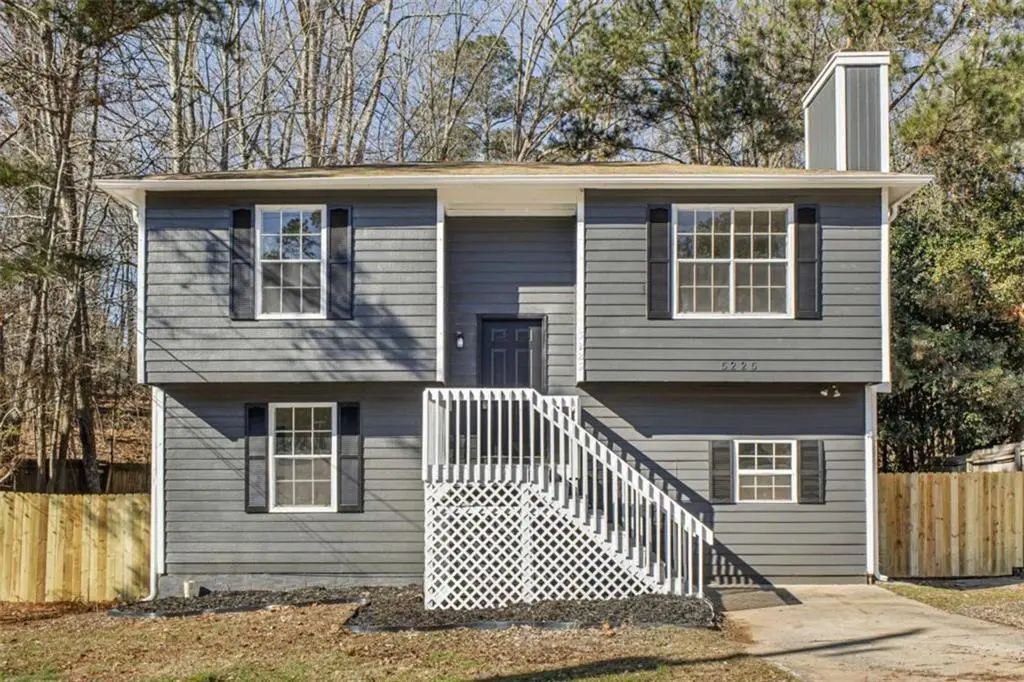 5225 Forest Downs Lane, South Fulton