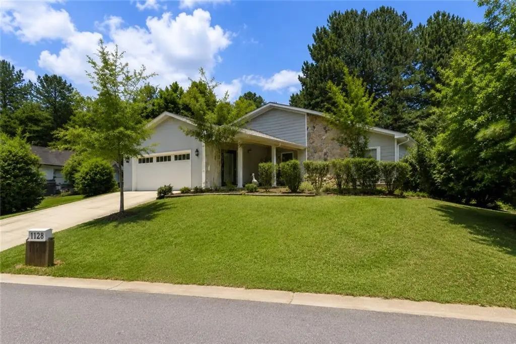 1128 Hillcrest Court, Norcross