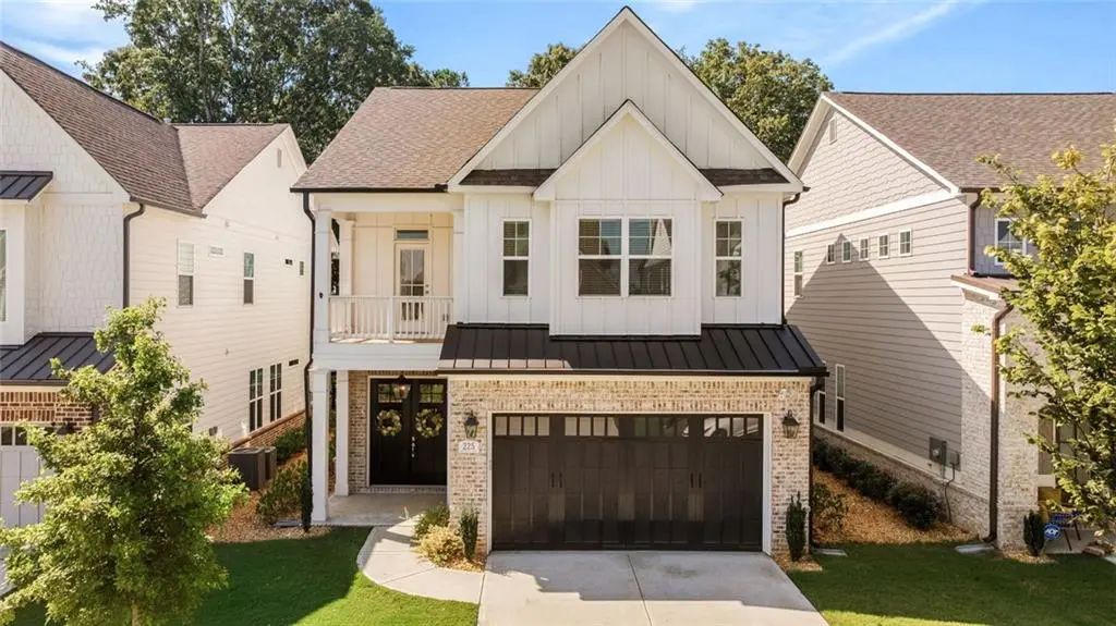 225 Scottsdale Drive, Marietta