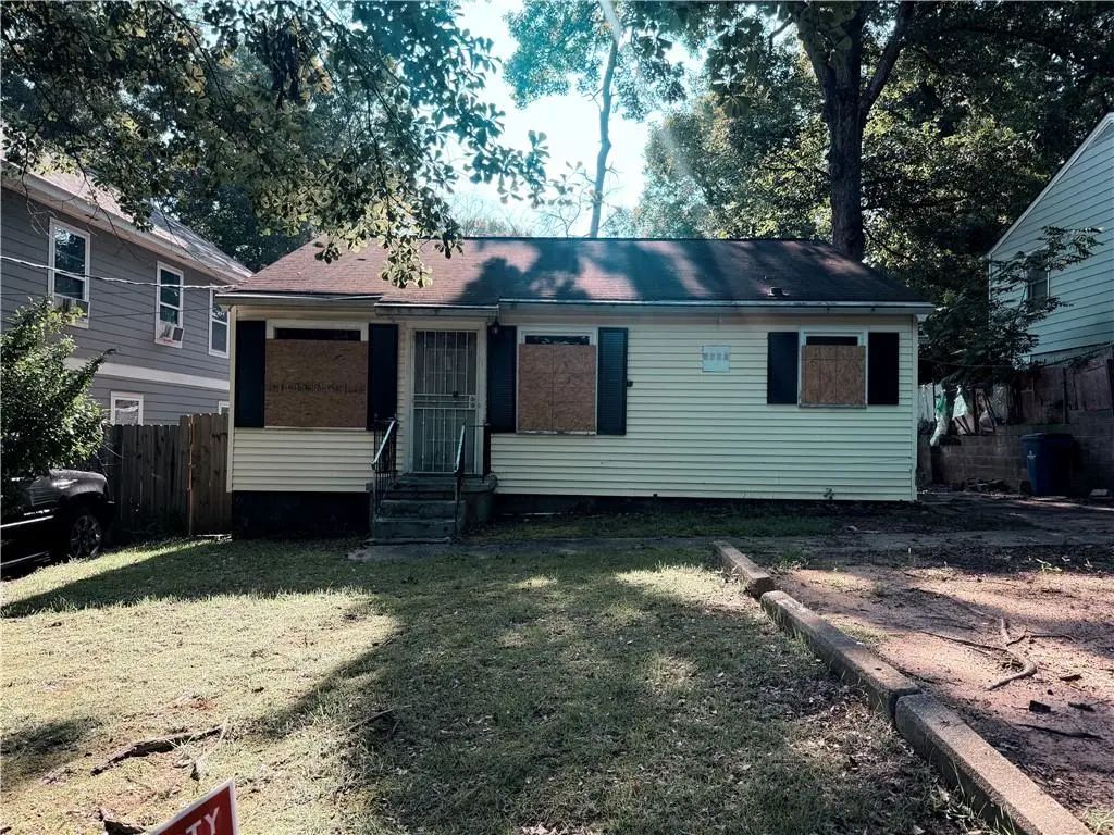 2772 Palm Drive, East Point