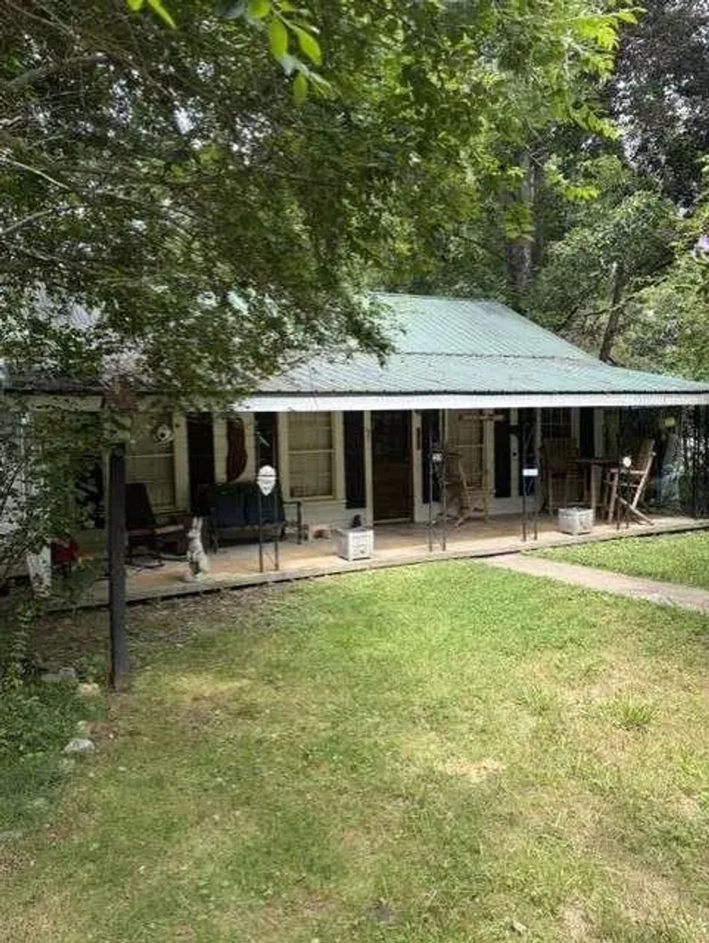 20 S Scruggs Street, Mountain City