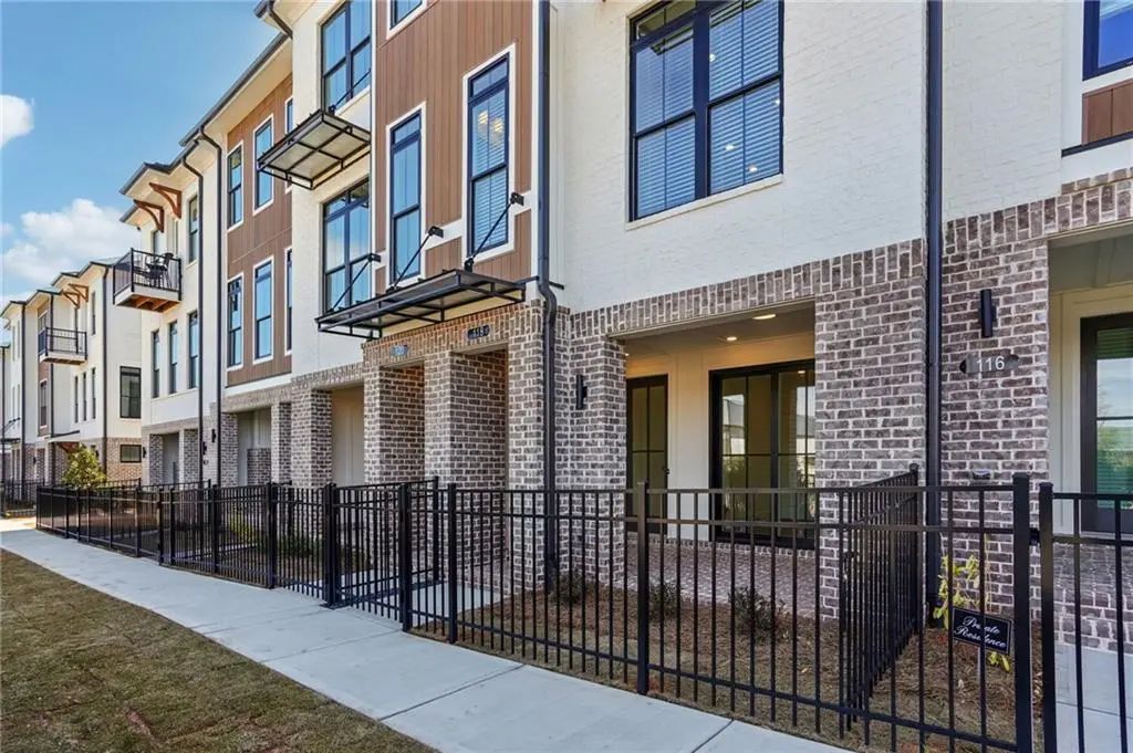 Unit 64 - 118 Iveybrooke Lane, Alpharetta