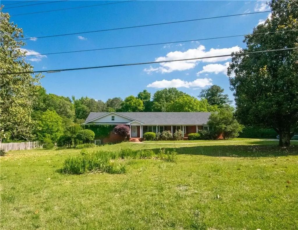 6980 Rivertown Road, Fairburn