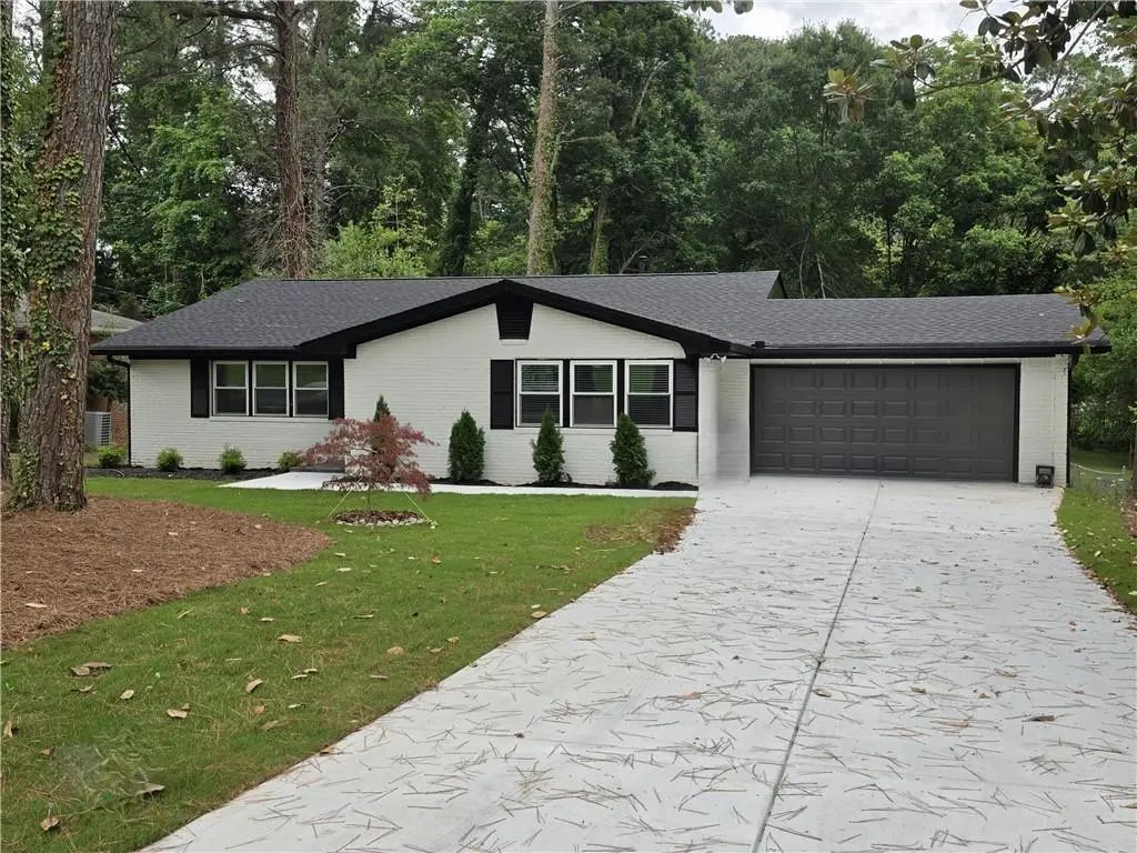 3833 Leander Court, Tucker