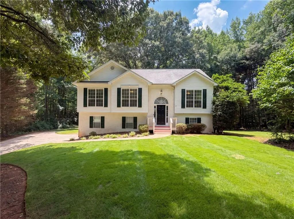 245 Mary Lynn Lane, Newnan