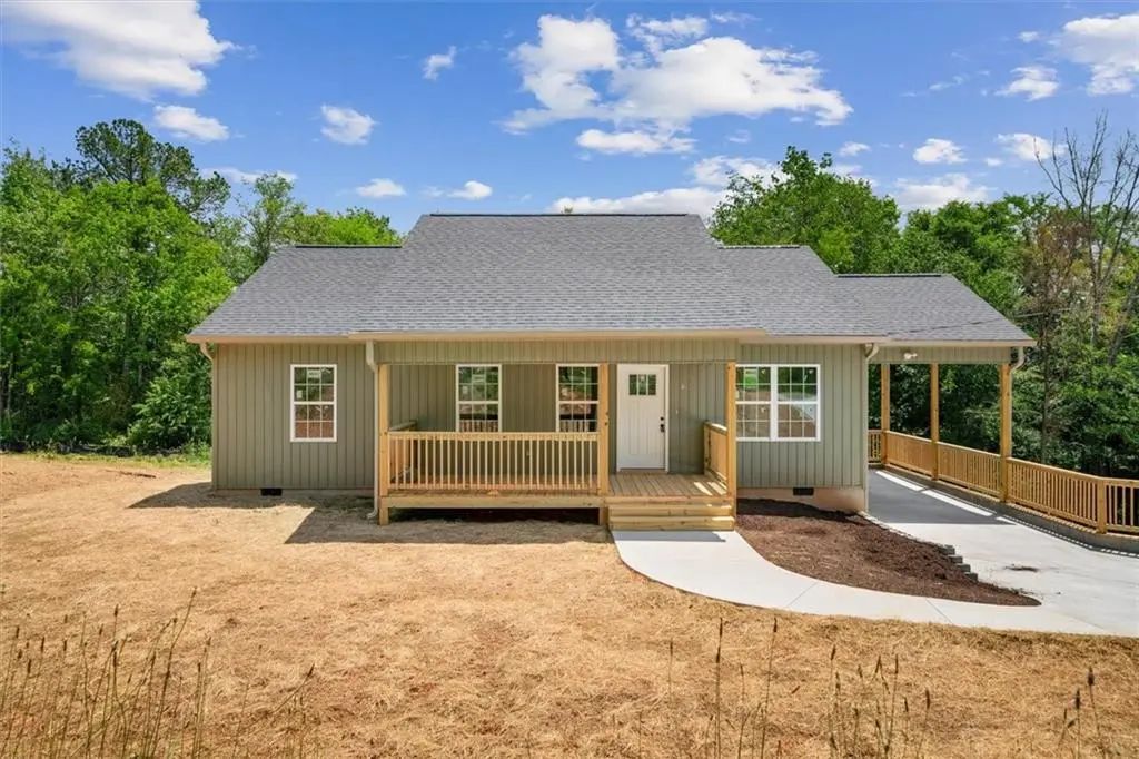 141 Azalea Street Nw, Calhoun