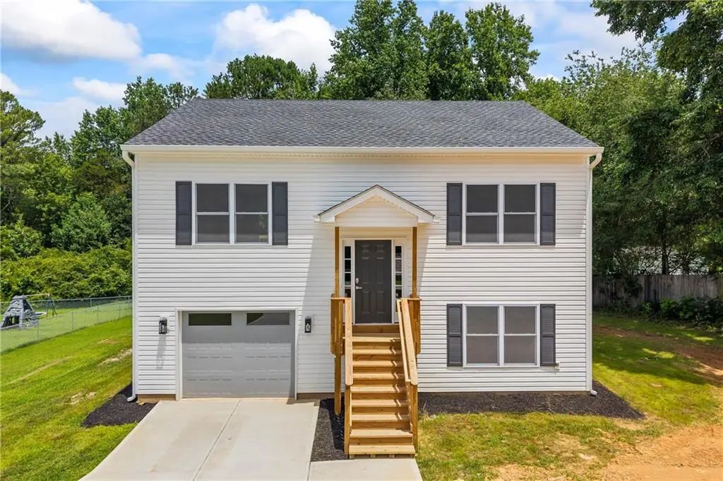 3850 Deaton Road, Flowery Branch