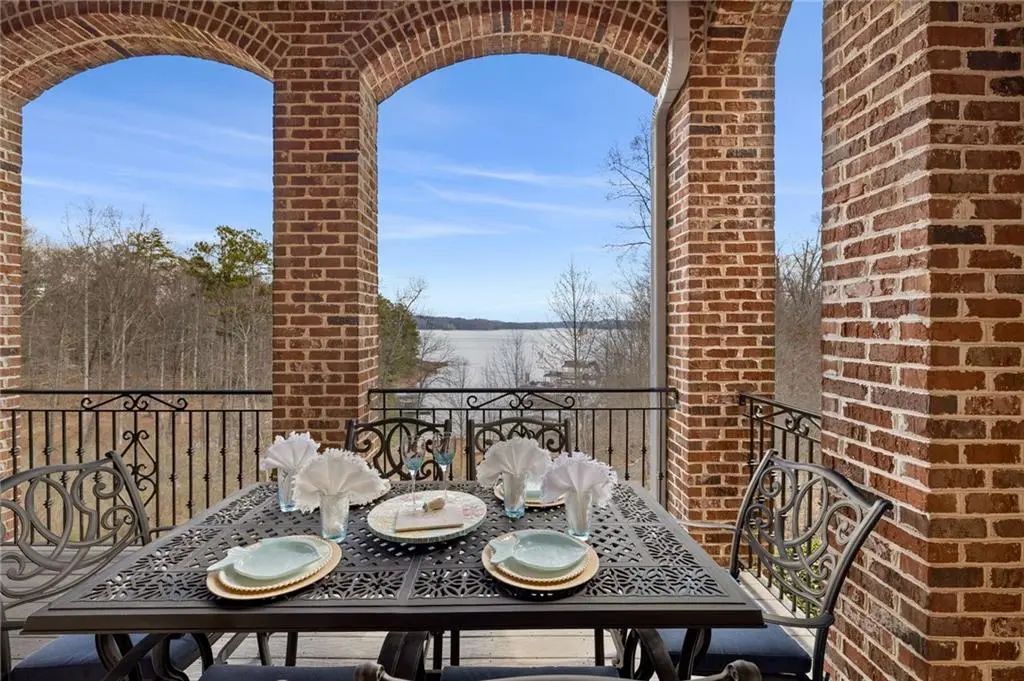 9020 Old Terry Ford Road, Gainesville