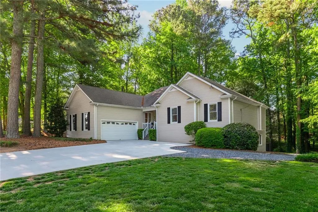 6011 Crabapple Way, Powder Springs