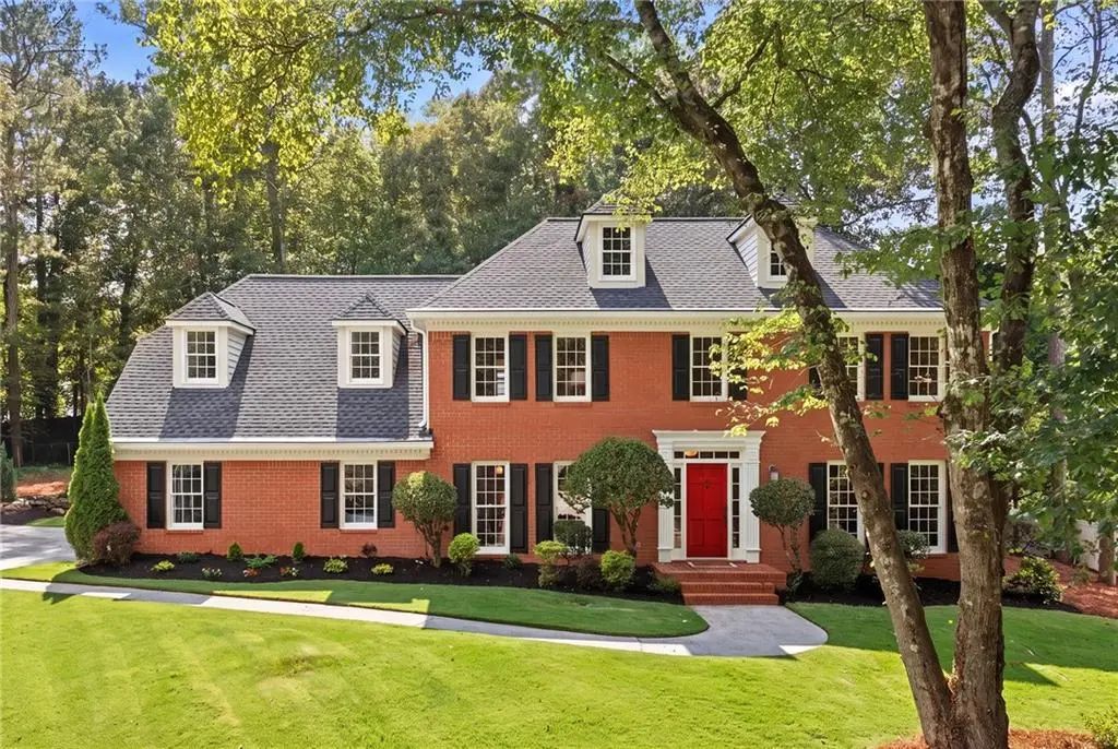 2292 Woodsfield Lane Ne, Marietta