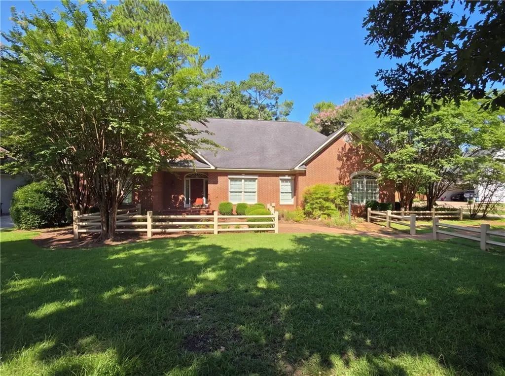 2109 Cumberland Lane, Albany