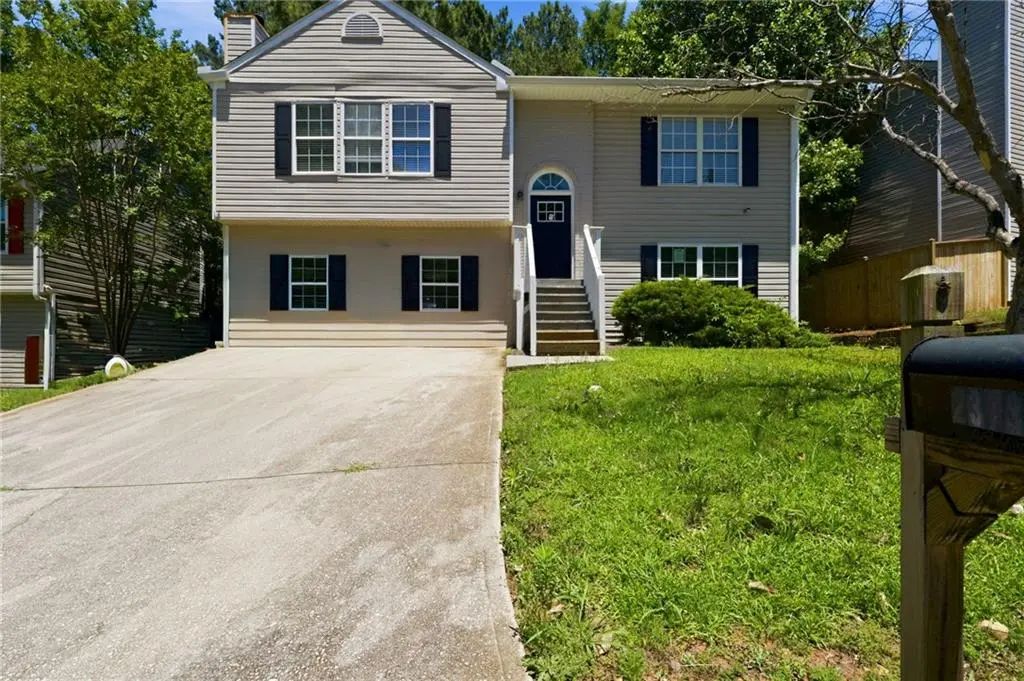 2378 Mills Bend, Decatur