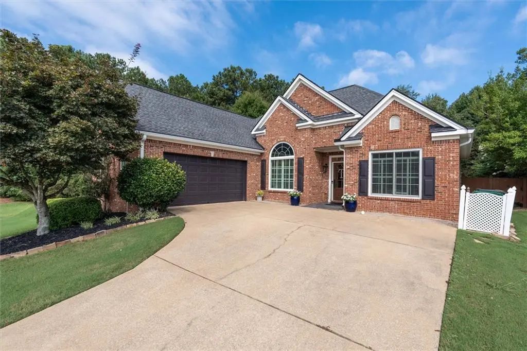 222 Meadow Run, Carrollton