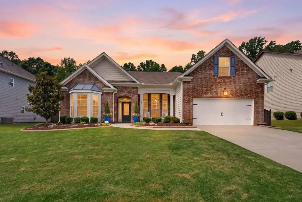 6250 Privet Way, Cumming