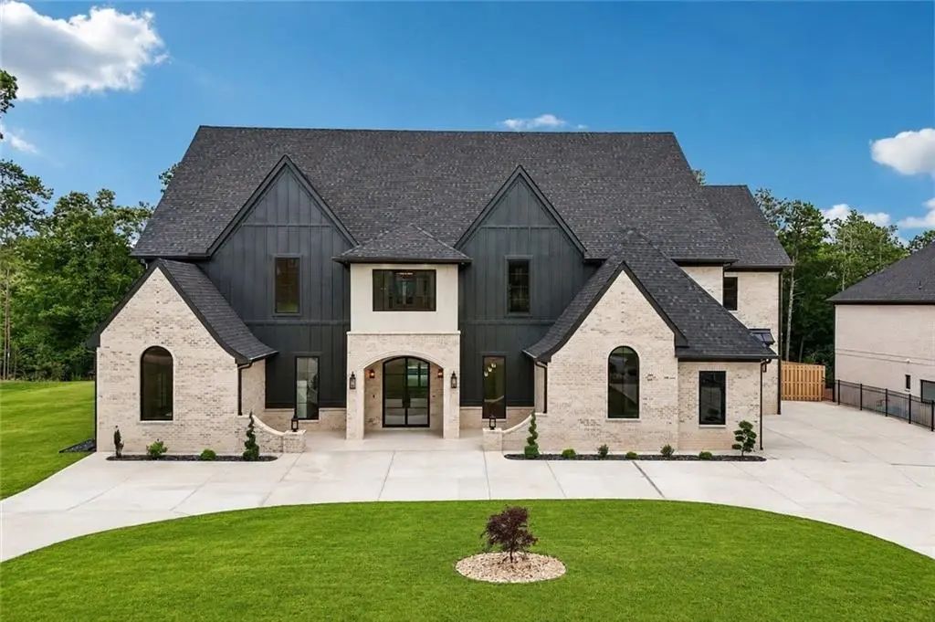 6569 Misty Harbor Court, Flowery Branch