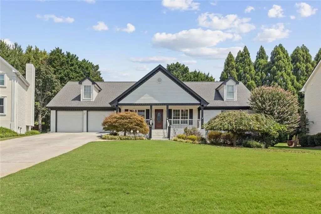 850 Rose Crest Drive, Lawrenceville