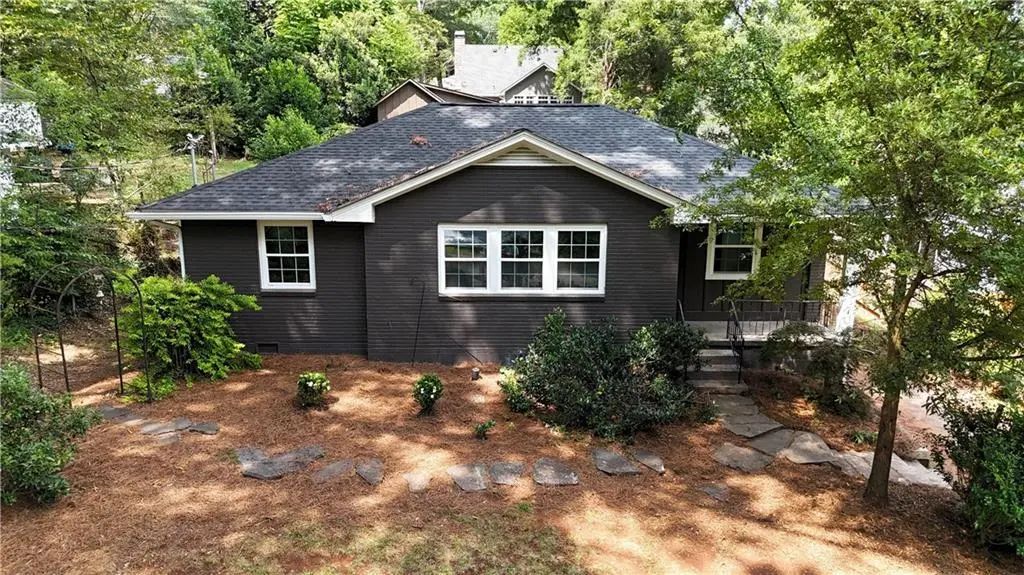 272 Cascade Drive Nw, Marietta