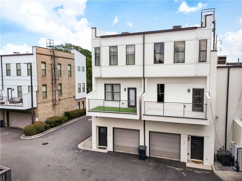 Unit 207 - 2030 Main Street Nw, Atlanta
