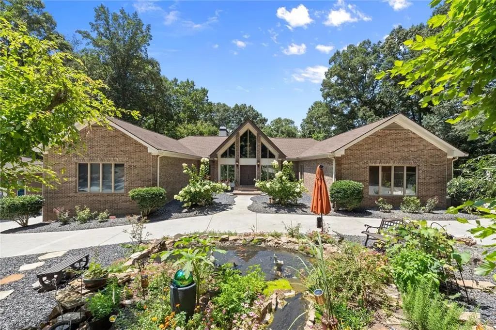 3686 Suwanee Creek Court, Suwanee